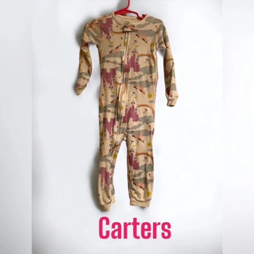 Carter’s Girls unicorn 🦄‎ Pajamas size 3T